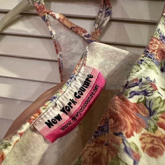 New York Couture Floral romper, multicoloured and cream flower design, s/m - Picture 4 of 7